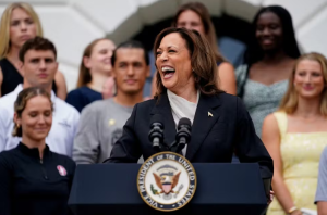 Kamala já tem número de delegados necessário para ser candidata, diz agência