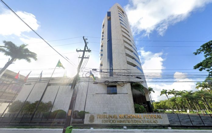 Concurso do TRF-5 oferece salários de até R$ 13,9 mil em seis estados; veja cargos e como se inscrever