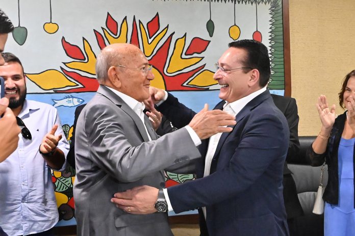 Vivaldo Costa toma posse para 10º mandato de deputado estadual no RN