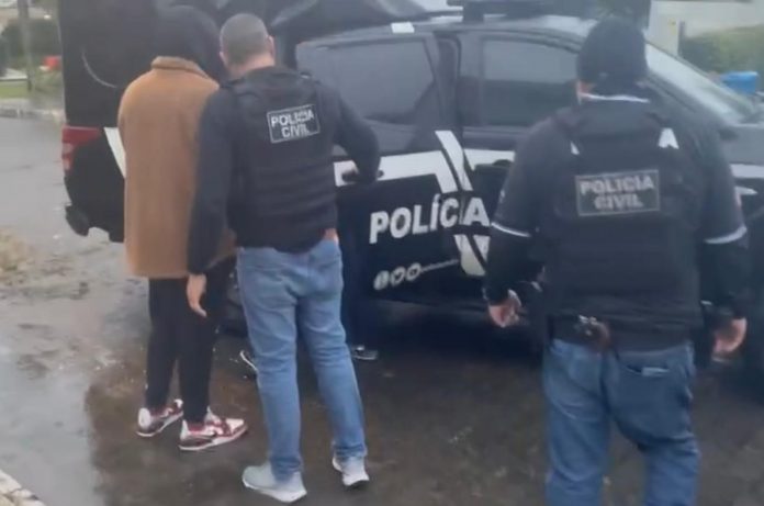 Sócio de Nego Di foi preso em 2022 por suspeita de estelionato contra empresa de rastreamento veicular da Paraíba