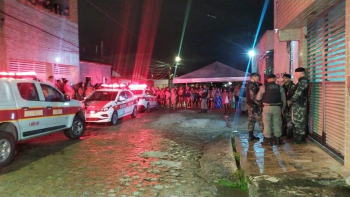 Cadeia de Bayeux, na PB, registra princípio de rebelião com colchões queimados e detentos feridos