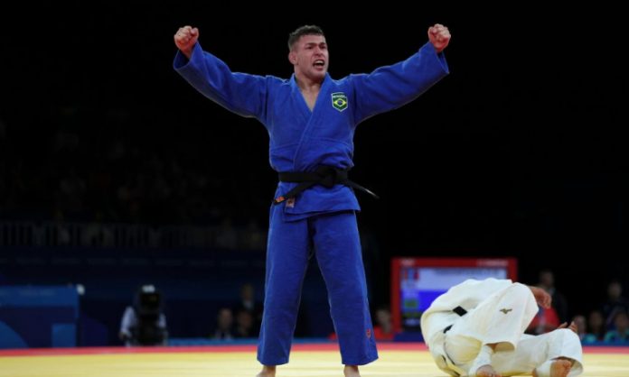 Judô: William Lima vai à final e garante 1ª medalha do Brasil em Paris; Larissa Pimenta busca o bronze