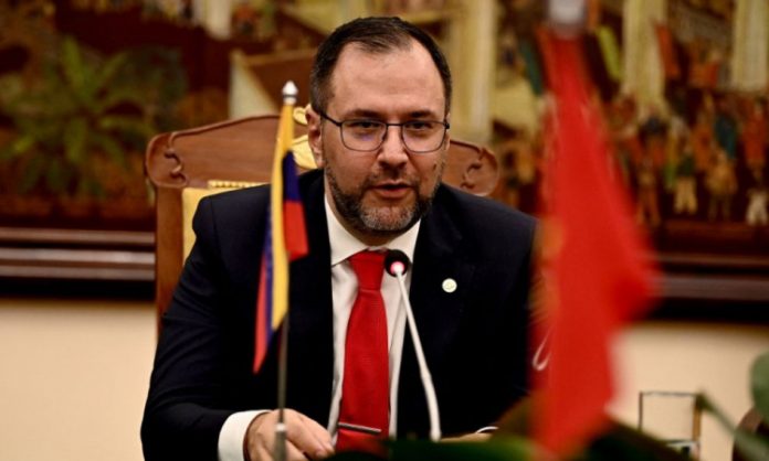 Venezuela reúne embaixadores para denunciar ‘planos violentos’ que ameaça eleições